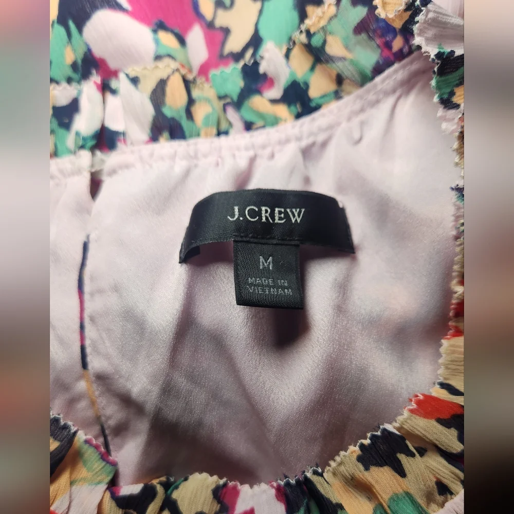 J. Crew Women's Floral Print Women's Short Sleeve Top Size Medium‎